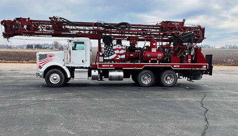 2022 GEFCO 40K WITH CASING HAMMER