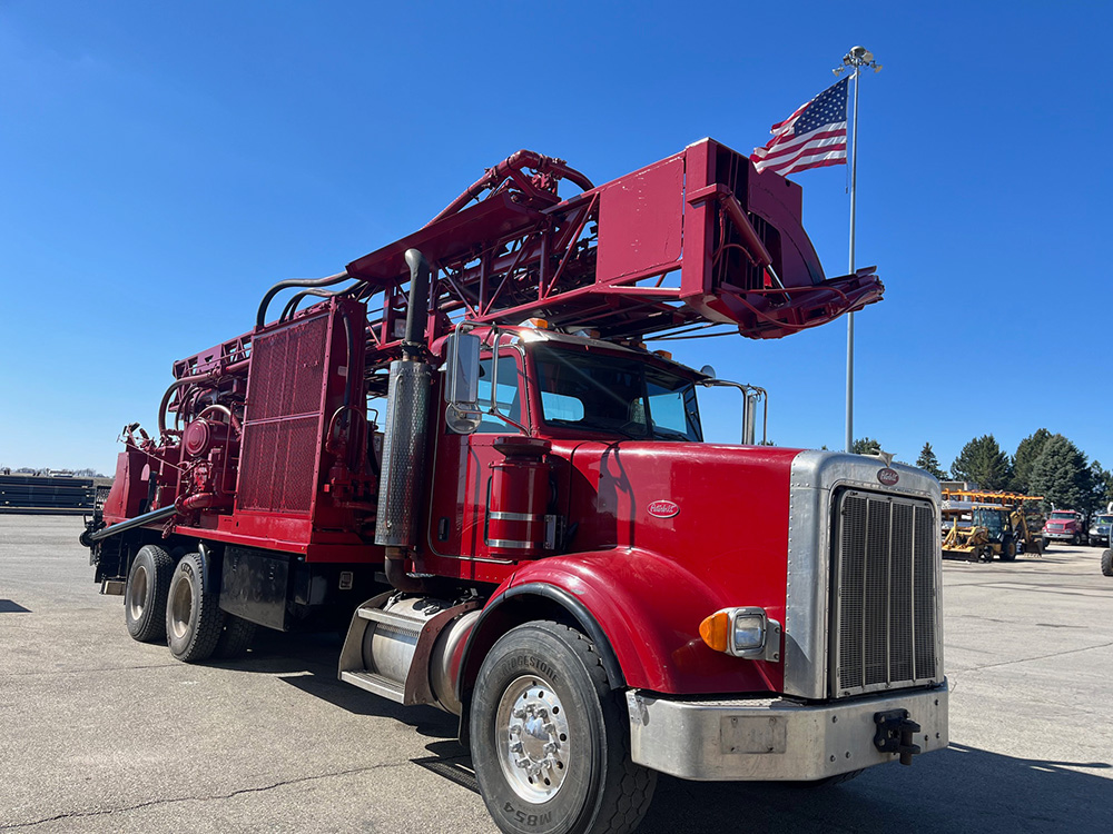 Red Refurbished Rig